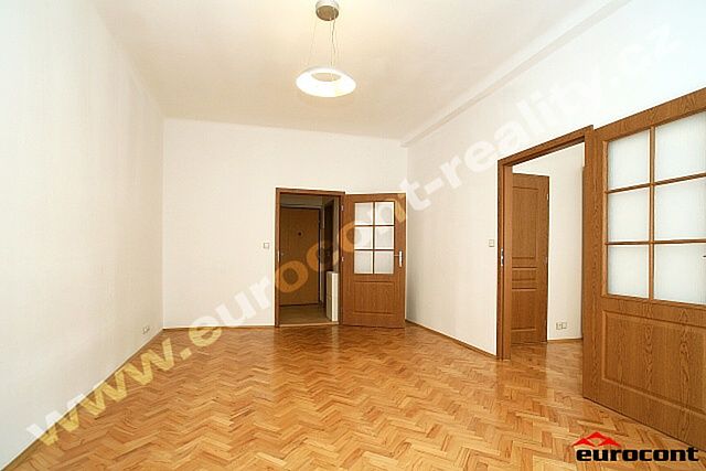Pronjem bytu v Praze 3 - ul. Kianova