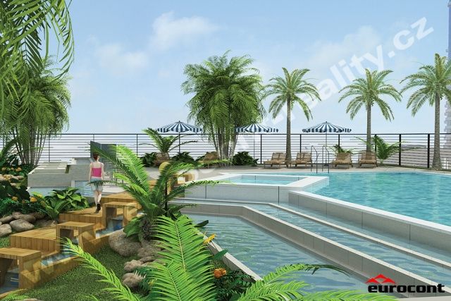 Tropická zahrada s bazénem